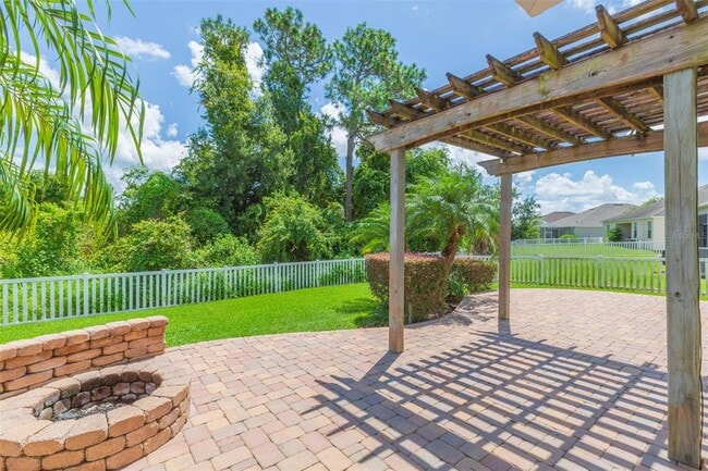 Building Photo - 20101 Oakflower Ave