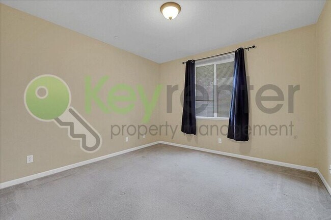 Building Photo - 1444 Eaglesfield Ln