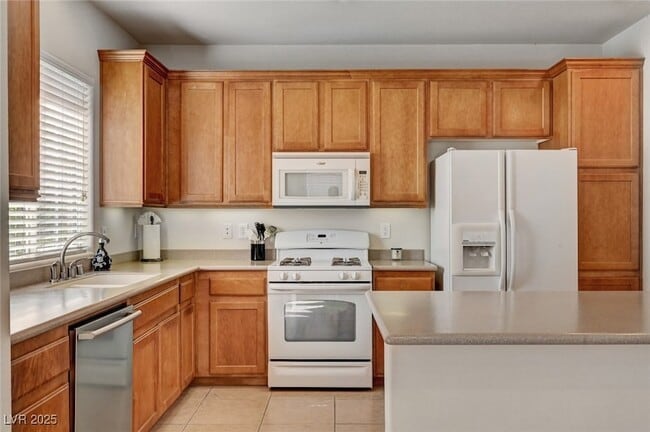 Building Photo - 6646 Colorado Spruce St