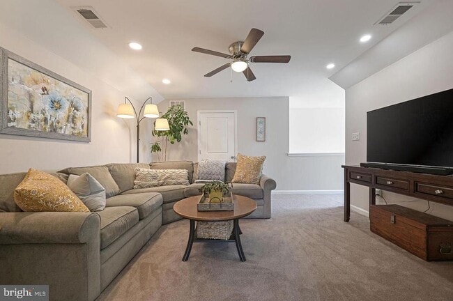 Building Photo - 29670 Riverstone Dr