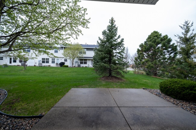 Building Photo - 15630 60th Ave N