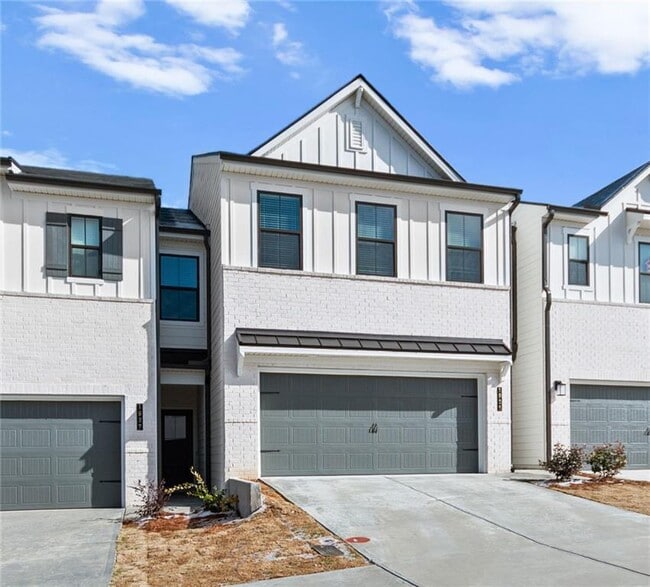 Building Photo - 1925 Westwind St