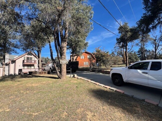 Building Photo - Charming Frazier Park Home Filled With Natural Light
