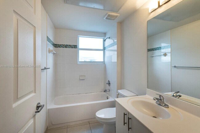 Building Photo - 2350 SW 27th Ave