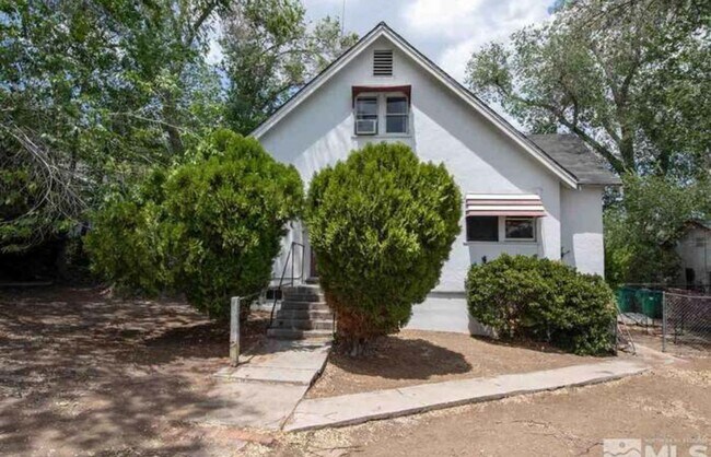 Building Photo - 308 College Ct