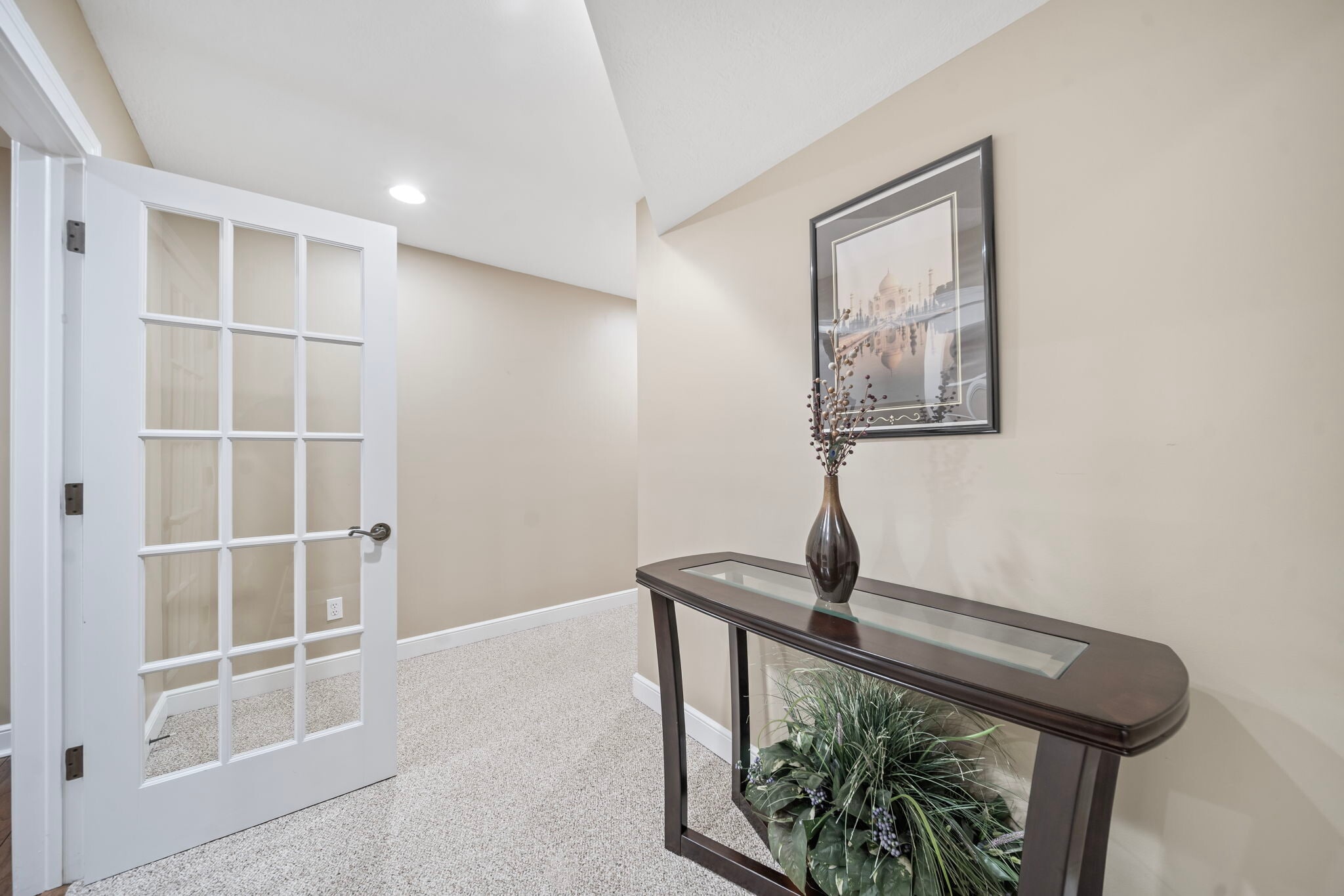Building Photo - 4939 Stonehaven Dr