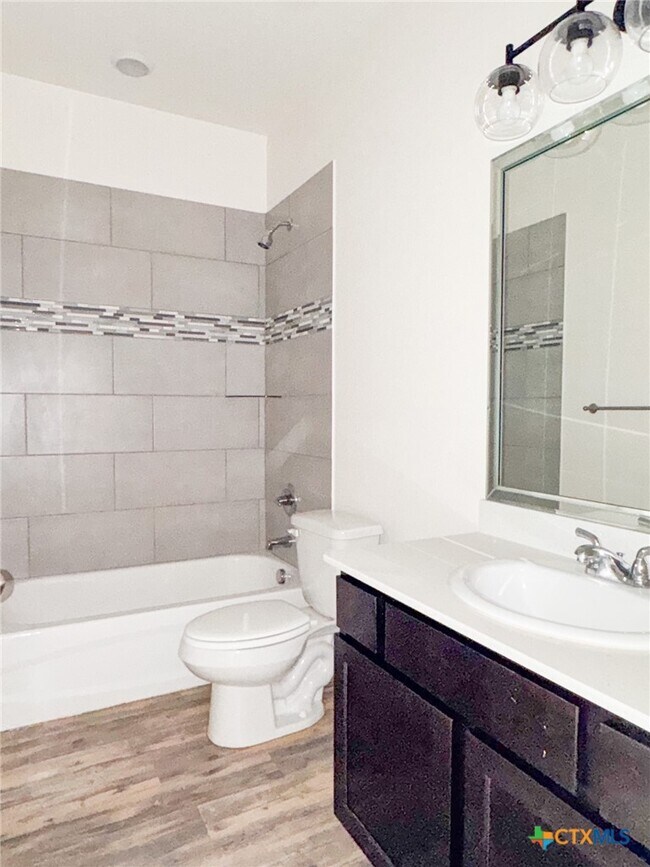 Building Photo - 4913 Rose Gdn Lp