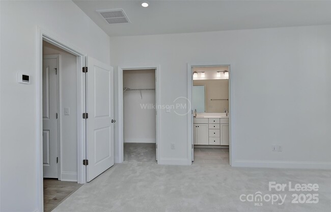 Building Photo - 12032 Storm Ln