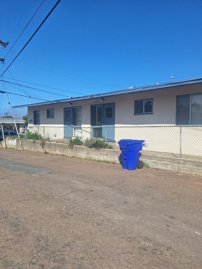 Building Photo - 3820 Merrimac Ave