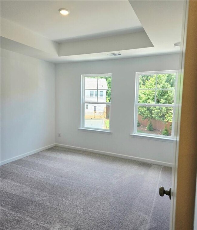 Building Photo - 6234 Kenbrook Dr
