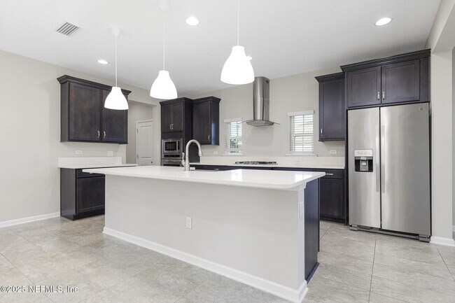 Building Photo - 299 Clarys Run