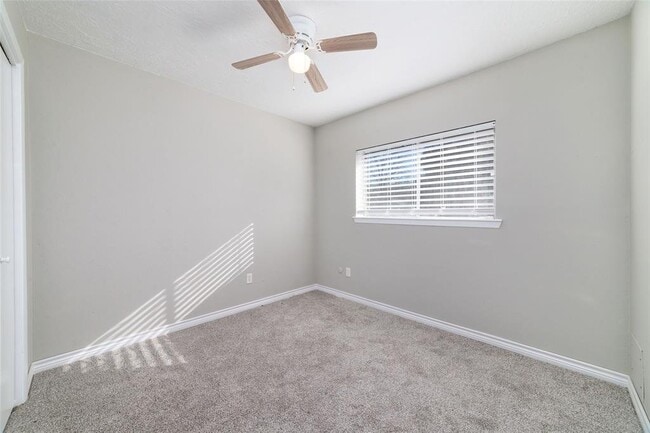 Building Photo - 12607 Lacey Crest Dr