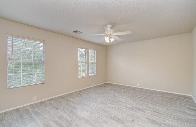 Building Photo - 6131 Scotchwood Dr