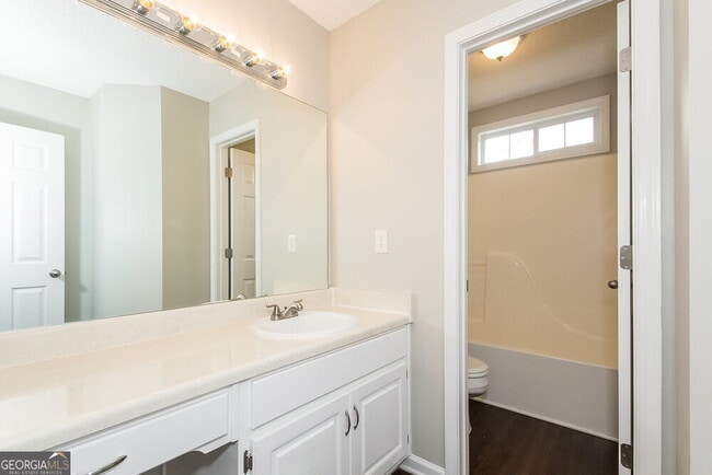 Building Photo - 717 White Dove Dr