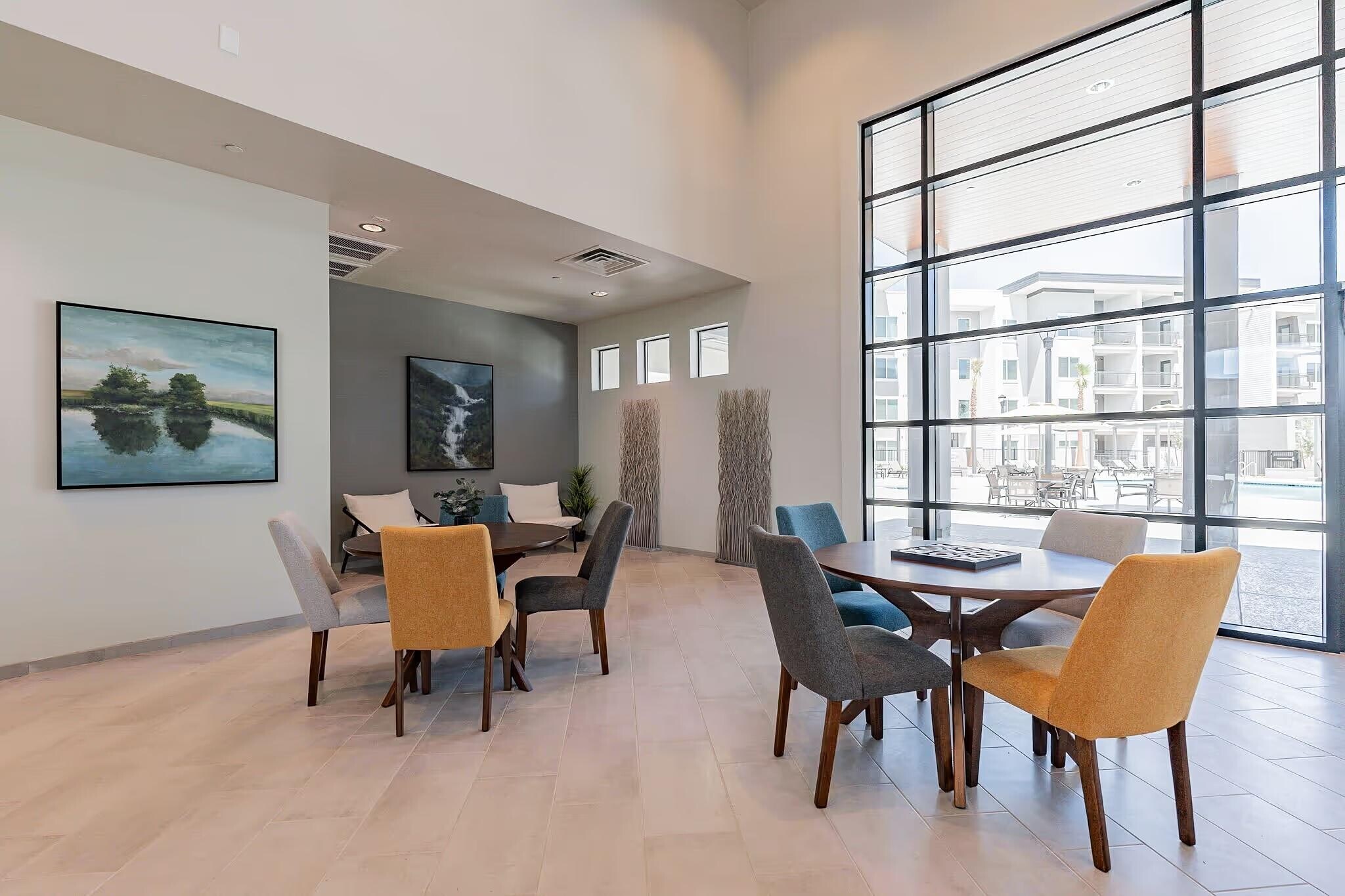 Building Photo - 1760 S Crismon Rd