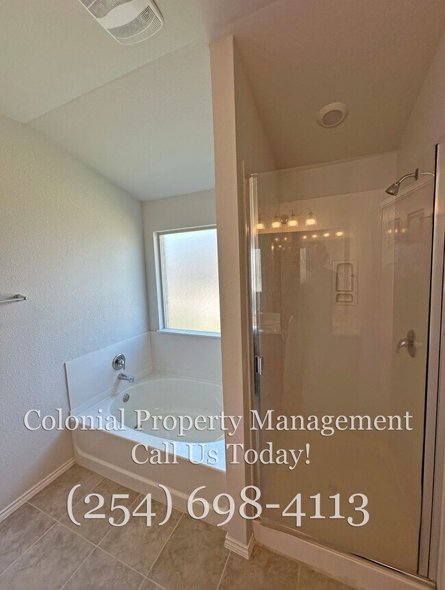 Building Photo - Available Now! 3 Bedroom 2 Bath in Harker ...