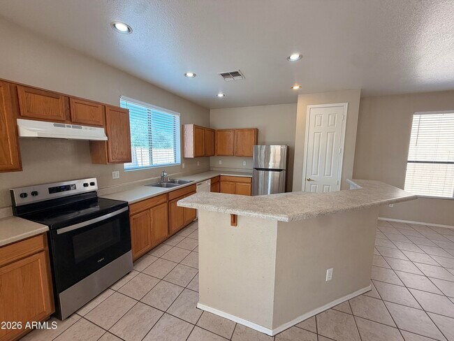 Building Photo - 9817 W Las Palmaritas Dr