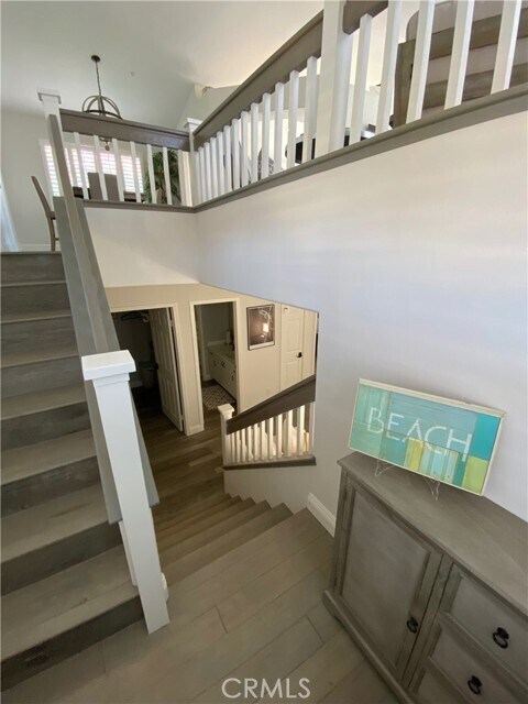 Building Photo - 25 Ville Franche