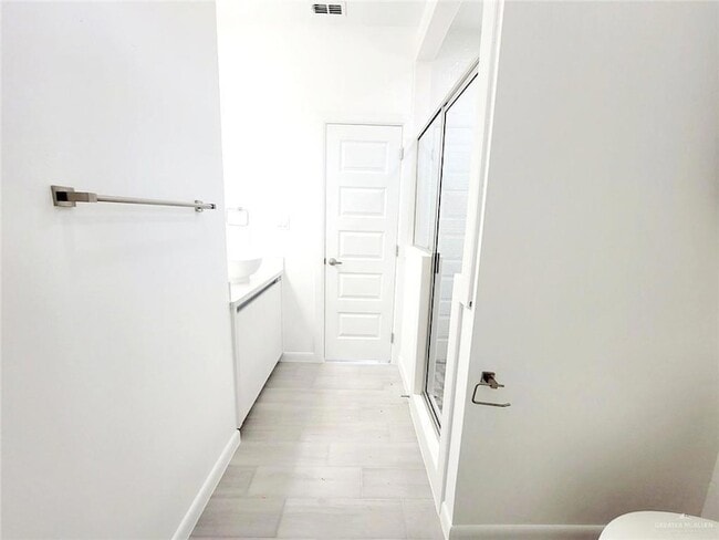 Building Photo - 2201 S Pamplona St