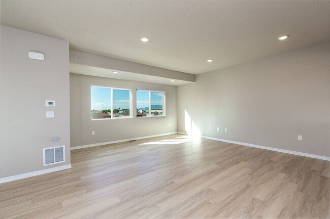 Building Photo - Single Family Home for Rent in Northeast of Colorado Springs