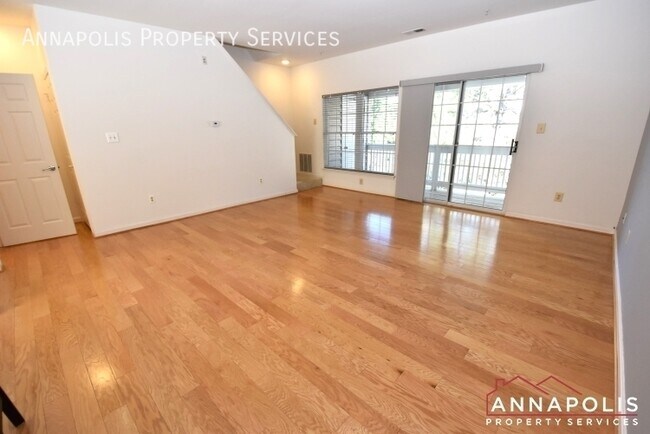 Building Photo - 2006 Peggy Stewart Way