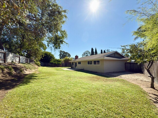 Building Photo - Remodeled Single Level in Cul-de-Sac!