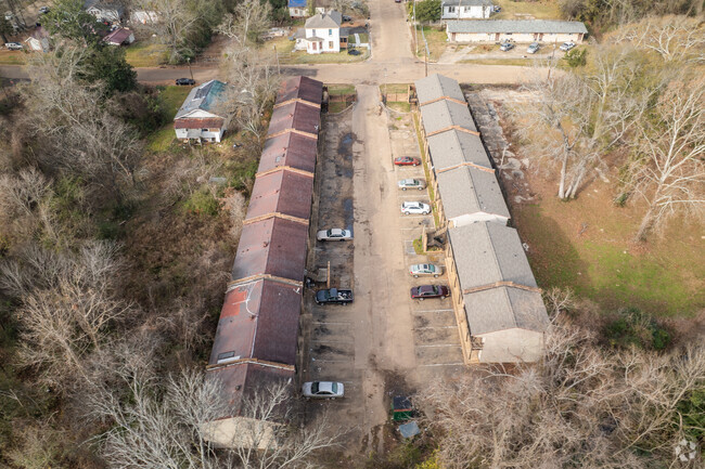 Building Photo - Willow Street Apartments