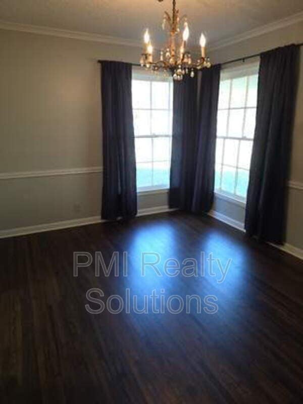 Building Photo - 4506 E 38th Pl
