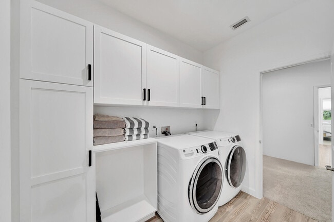 Building Photo - 10219 SW Corvus Ln