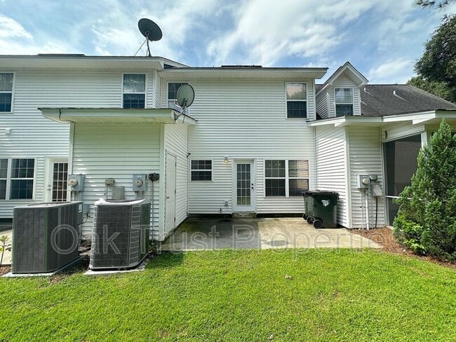 Building Photo - 126 Tuscany Ct