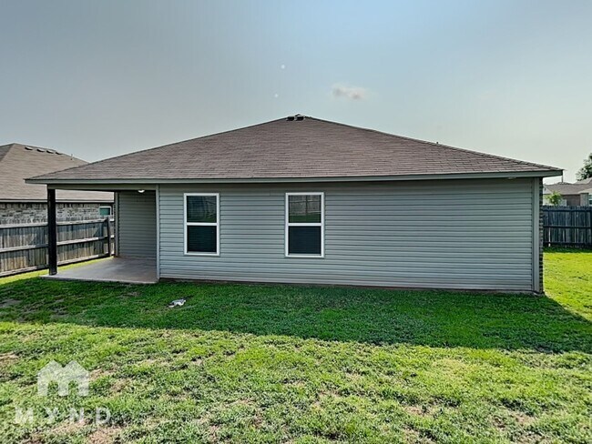 Building Photo - 10001 Sussex Pl