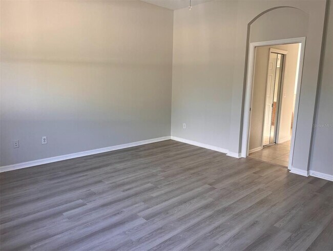 Building Photo - 20213 Moss Hill Way
