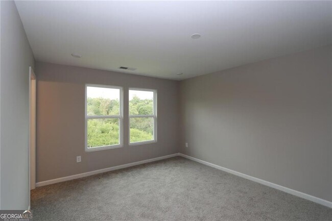 Building Photo - 334 Traminer Wy