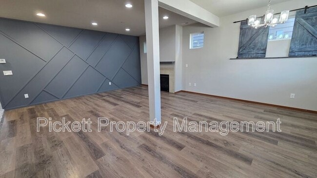 Building Photo - 2523 Filbert Ave