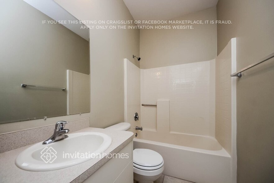 Building Photo - 1284 Rayfield St SE