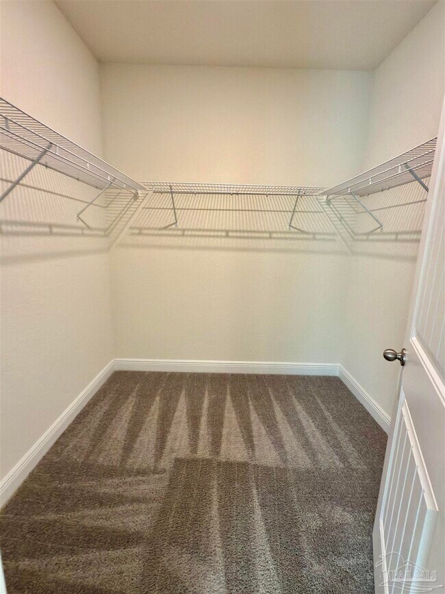 Building Photo - 5065 Peach Dr