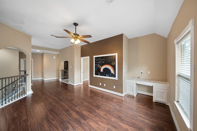 Building Photo - 2438 Ripplewood Dr