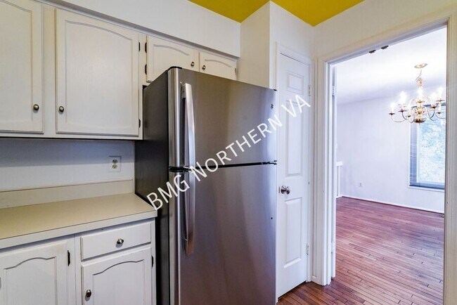 Building Photo - 12536 Flatwood Cir
