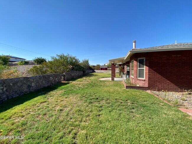 Building Photo - 7283 Luz De Paseo Ct