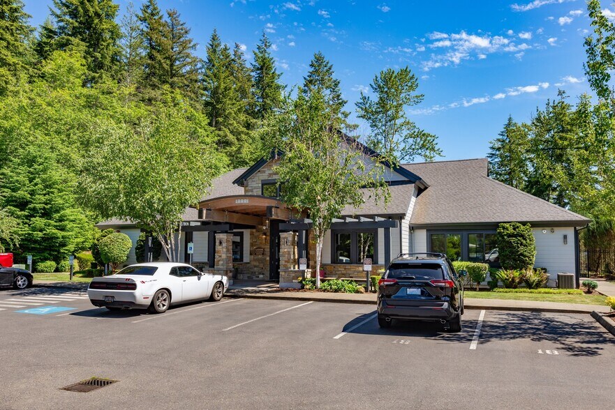 Building Photo - Renwood Apartment Homes