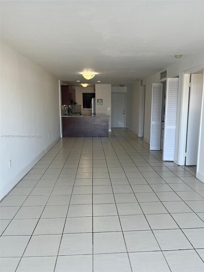 Primary Photo - 6055 W 19th Ave