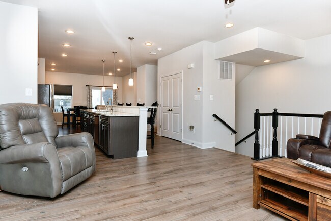 Kitchen - 36015 Auburn Way