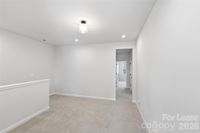 Building Photo - 423 Vinroot Aly