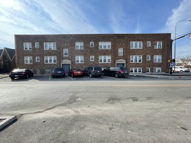 Primary Photo - 4108 Grand Blvd
