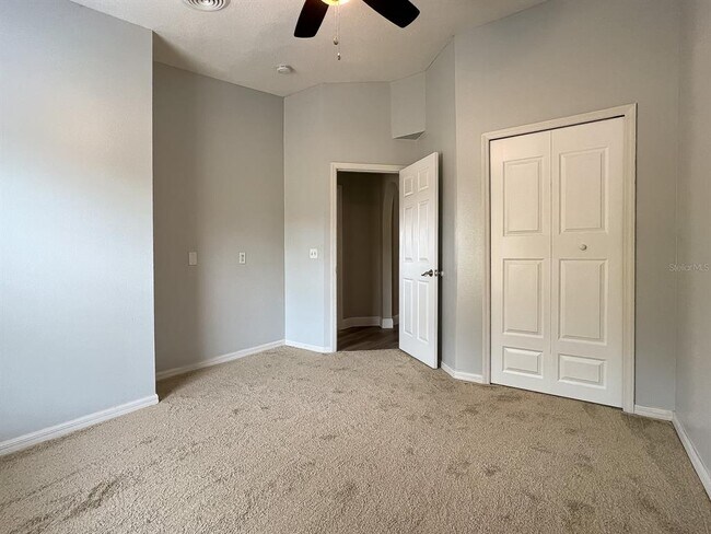 Building Photo - 522 Grand Royal Cir