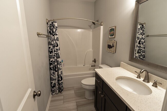 Building Photo - Available 6/01/26 in Woodland Creek