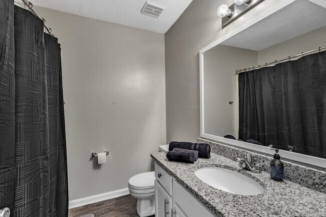 Building Photo - 3201 Stones Throw Ln