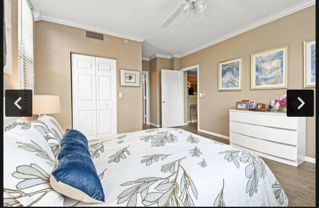 Building Photo - 11750 Saint Andrews Pl