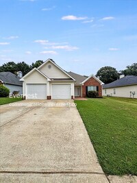 Building Photo - 2045 Parador Bend