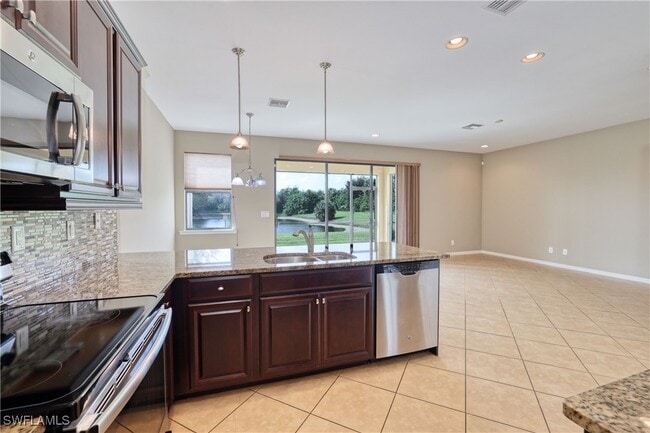 Building Photo - 15108 Summit Pl Cir